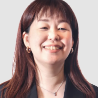 吉岡 真実子